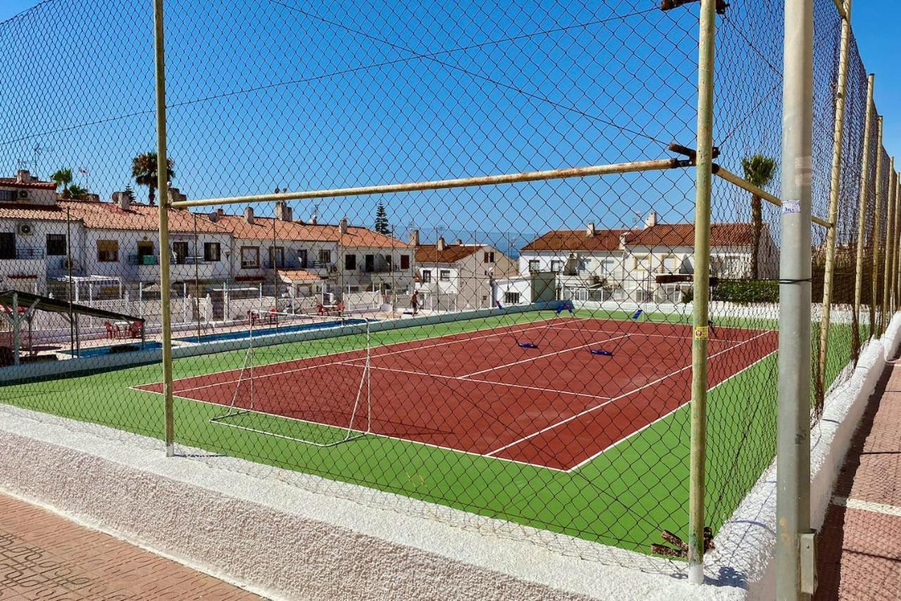Costa Blanka Resident Apartman Torrevieja Kültér fotó
